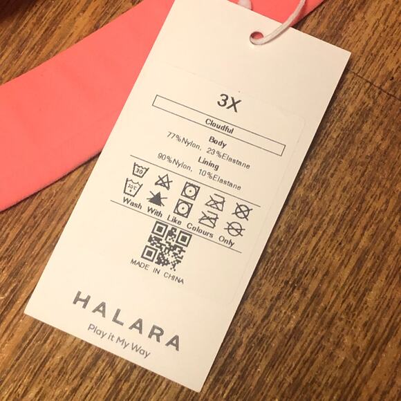 Halara Cut Out Twisted Cropped Yoga Tank Top in Shell Pink Size 3X - Picture 7 of 7